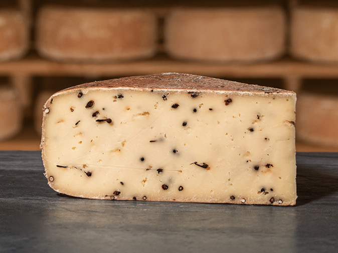 RACLETTE WITH WILD PEPPER | Mons Fromager Affineur MOF