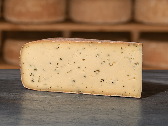 Raw milk raclette with wild garlic | Mons